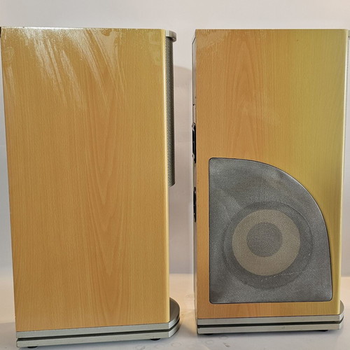 Audioline Cherry 141 GR Bookshelf Speakers like new, 3 way bass reflex