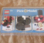 LEGO Pick a Model Guardsman sealed