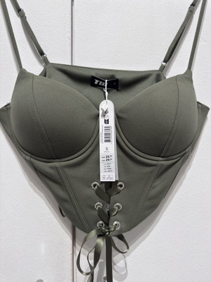 Crop top new with tags, green, size S