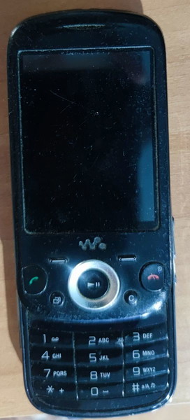 Sony Ericsson w20i zylo