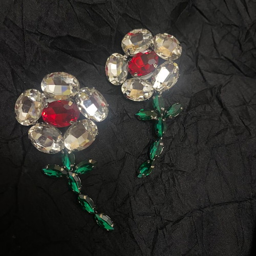 Statement flower earrings new with rhinestones