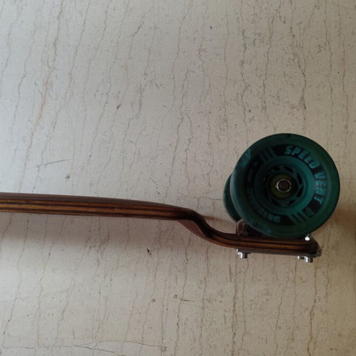 Skate used, 85×23 cm, Paris trucks, brown deck, green wheels