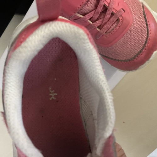 Reebok Athletic Shoes Size 21 Used, Pink
