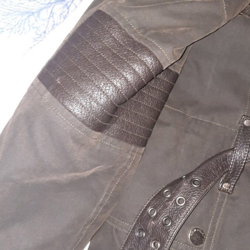 BSB coat like new, warm, size S, long with leather details