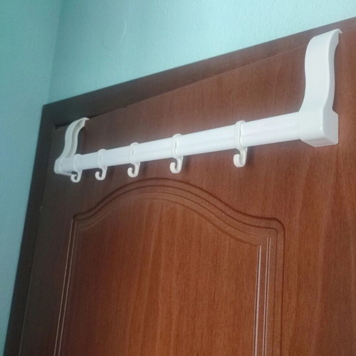 Door hanger with 5 hooks