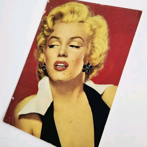 Marilyn Monroe Post Card used