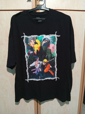 Naruto graphic t-shirt used