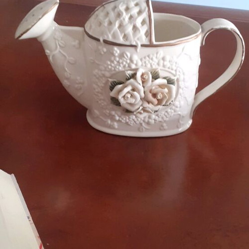Decorative ceramic watering can with embossed pink roses 16 cm like new