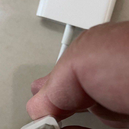 Apple HDMI to DVI adapter like new