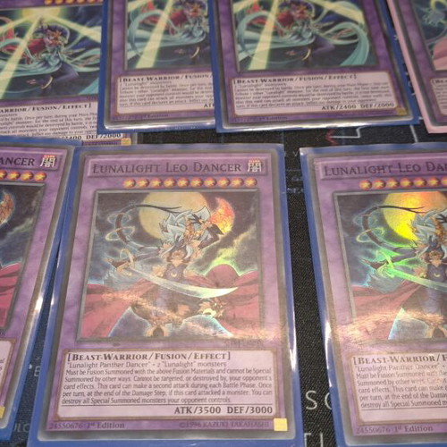 Yugioh Lunalight Deck like new