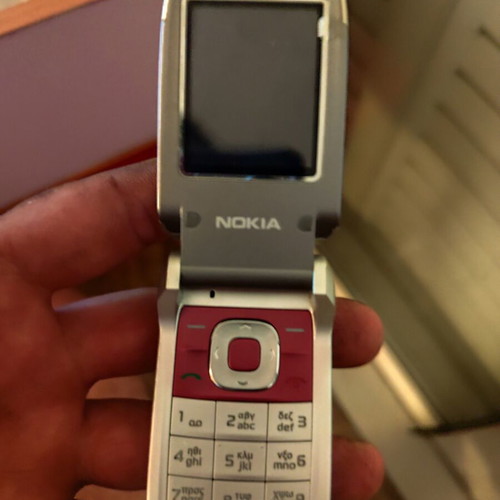 Nokia 2760 mobile phone like new, silver, charger included