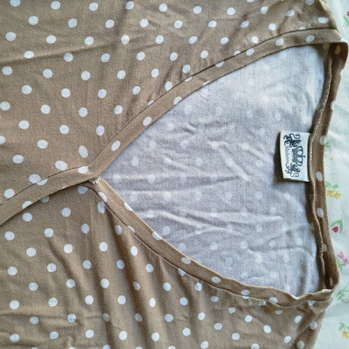 Long sleeve polka dot blouse like new, size S, white and brown
