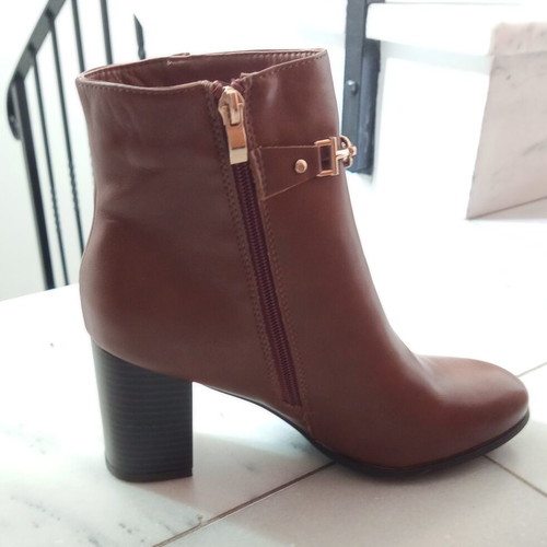 Voi&Noi brown boots size 39