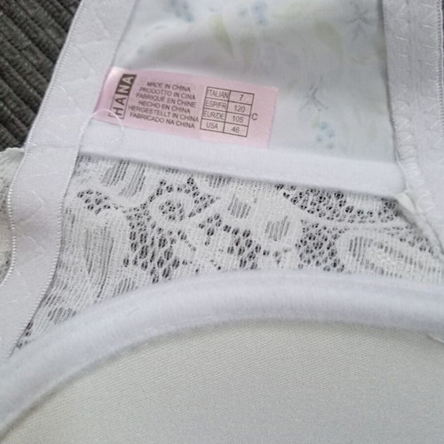 Hana bra size 105C/85C with floral pattern and lace, white