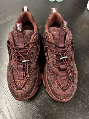 Sneakers Steve Madden καινούργια, μέγεθος 39, μπορντό