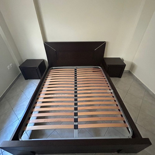 Double bed set with two nightstands like new, wenge color