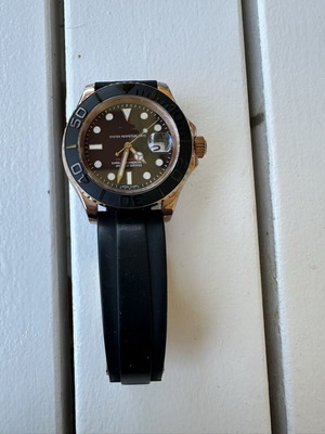 Rose Gold 40mm Men's Watch, Black Strap