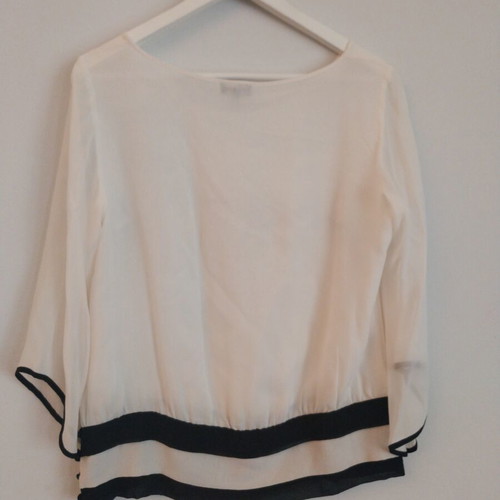 Juci Fair women's silk blouse size 46, black and white