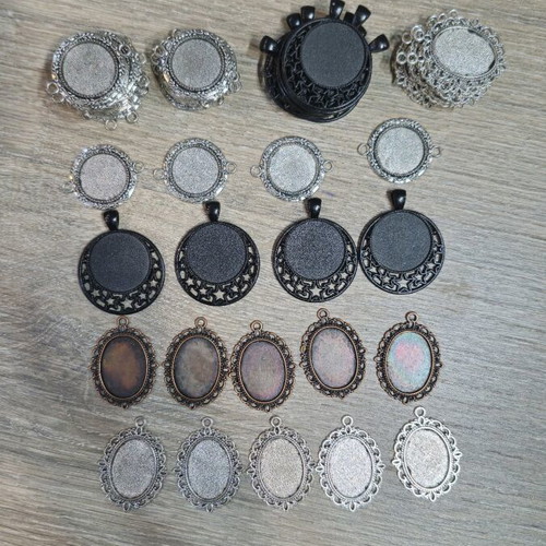 Campochon pack of 62 new with round and oval shapes