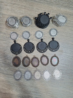 Campochon pack of 62 new with round and oval shapes