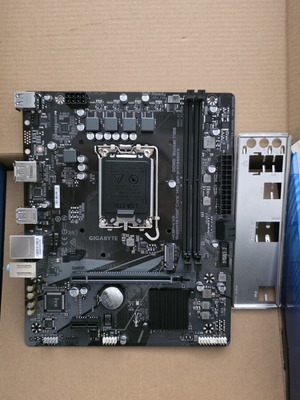 Gigabyte H610M K V2 rev. 1.0 motherboard like new with Intel 1700 socket DDR5