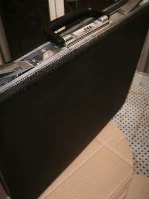 Τσάντα ανδρική vintage Samsonite χαρτοφύλακας μεταχειρισμένη, μαύρη