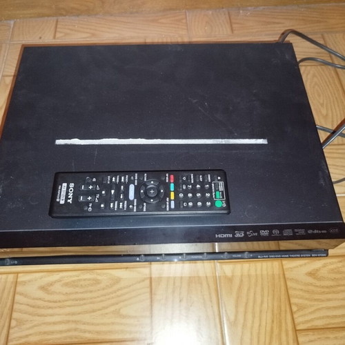 Sony 3D Blu-ray home cinema system with speakers and remote