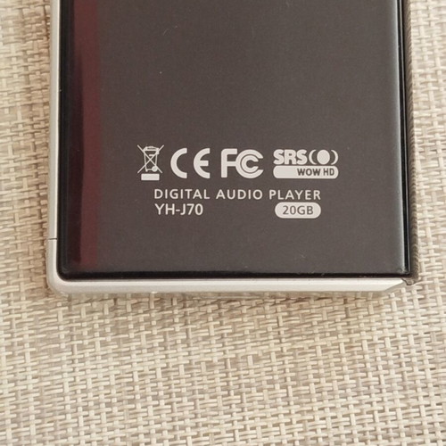 Samsung YH-J70 MP3 Player vintage used for parts or repair