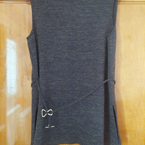 Brown sleeveless Zara top like new with belt size M