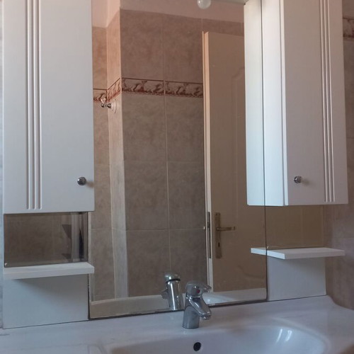 Bathroom furniture MDF with porcelain sink like new
