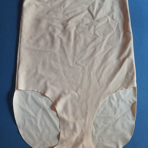 Lazer Latex High-Waisted Shapewear Like New Beige