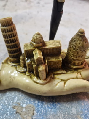 Pisa Italy Souvenir Made of Resin Like New