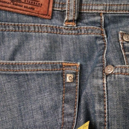 Pierre Cardin jeans like new, size M