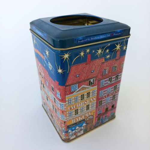 Collectible metal Christmas box candle holder like new