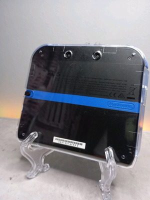 2DS Protective Outer Shell new, transparent