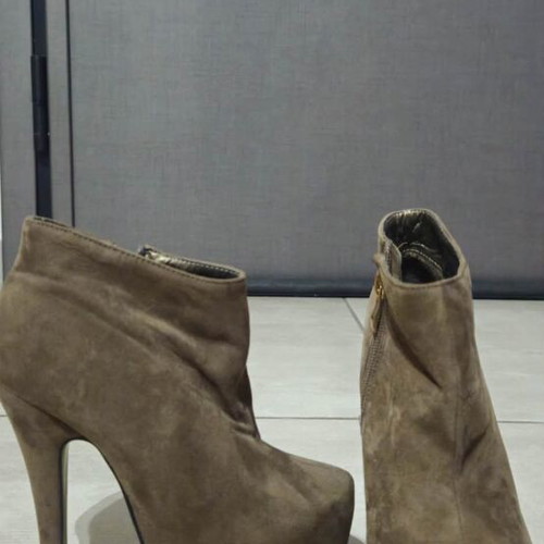 Ankle boots size 36, beige and brown, like new, worn twice