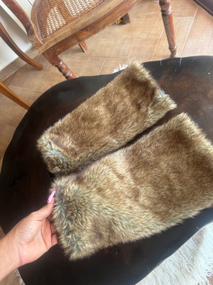 Faux Fur Brown Leg Warmers like new, 39cm, elastic opening