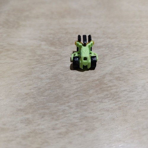 Toy car figure Kinder type new