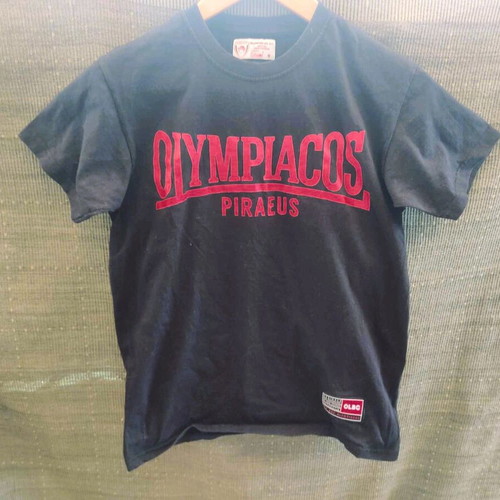 Olympiacos BC T-Shirt used, collectible vintage sports shirt Small