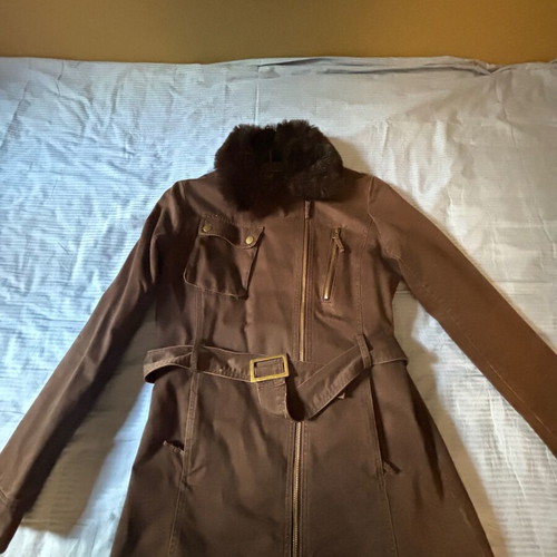 Benetton women's jacket like new with fur collar