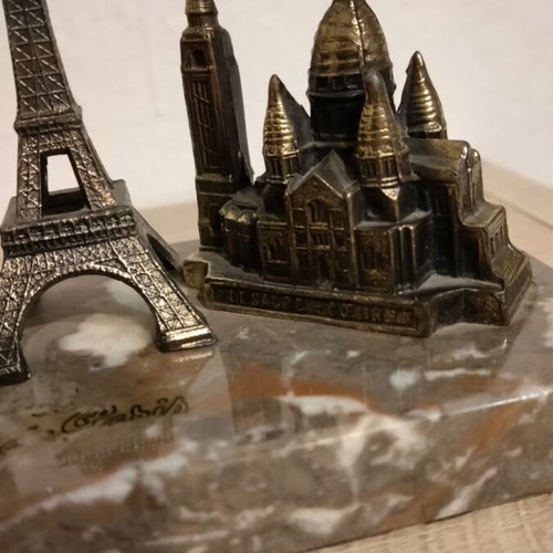 Paris desk decor like new, bronze figurines with marble base