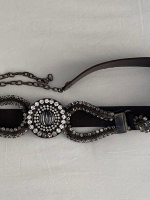 Leather brown belt with strass like new