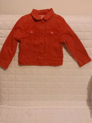 Children's red denim jacket DP am like new for 4 years old