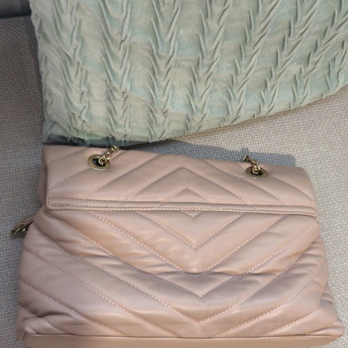 Large nude shoulder bag like new, very spacious