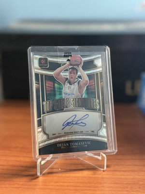 25-26 Panini EuroLeague Select Tomasevic Auto/75 Panathinaikos card
