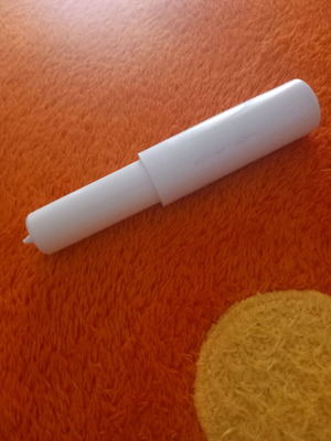 Toilet paper holder like new