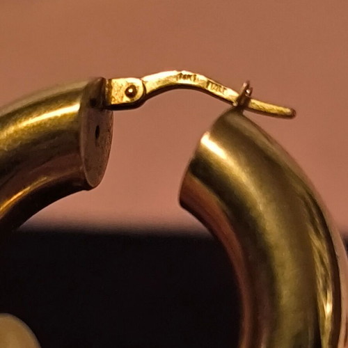 14K Gold Hoop Earrings like new, Italian puffed design