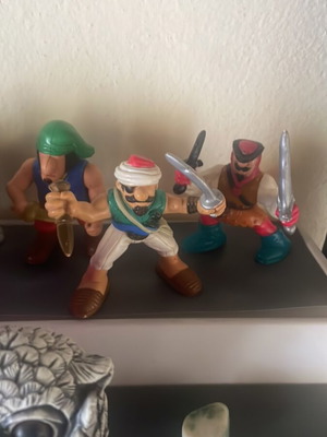 Fisher Price 3 πειρατικές φιγούρες και κανόνι