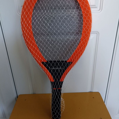 Badminton rackets pair like new, lightweight with foam handles