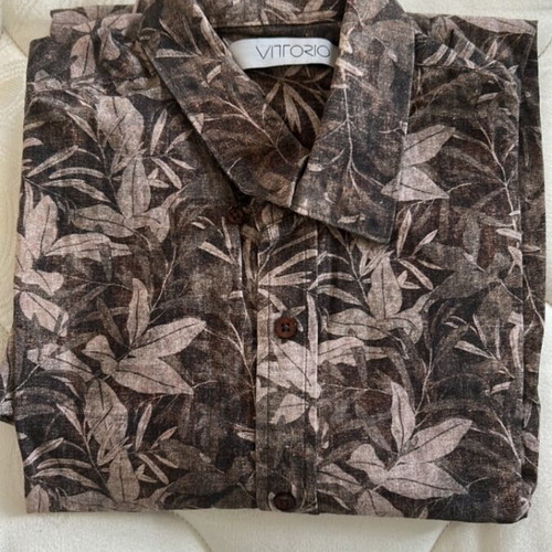 Vittorio Artist shirt like new, multicolored, size M